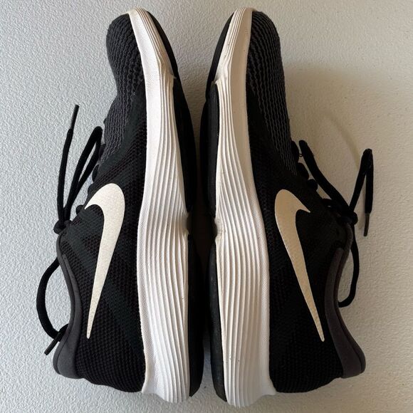 Nike Revolution 4 Black Running Shoes Men’s Sz 8W (AA7402-001) - Picture 6 of 11